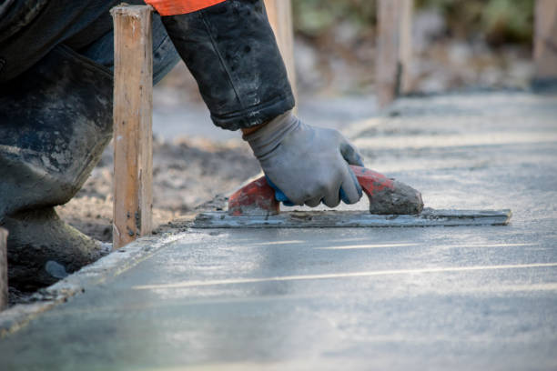 Best Concrete Driveway Installation in Bayshore Gardens, FL
